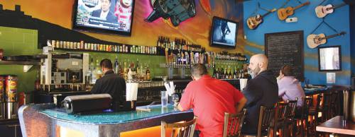 Mellow Mushroom offers craft beers and a full-service bar that features wines and liquors.