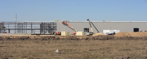 An 800,000-square-foot FedEx Ground hub is under construction off the Grand Parkway north of FM 529 in Cypress. The grand opening will take place August 2017.