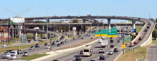 The Texas Department of Transportation is set to improve connectivity between the US 183 northbound flyover and northbound I-35.