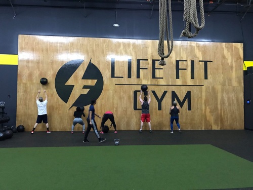 Houston-based Life Fit Gym now offering free first-time sessions off Spring Hill Drive