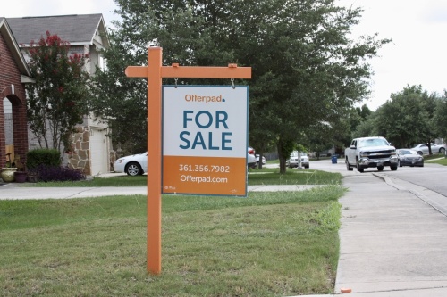 The New Braunfels housing market flipped for the first time in 40 years to have more rental properties available than those for sale. (Lauren Canterberry/Community Impact Newspaper)