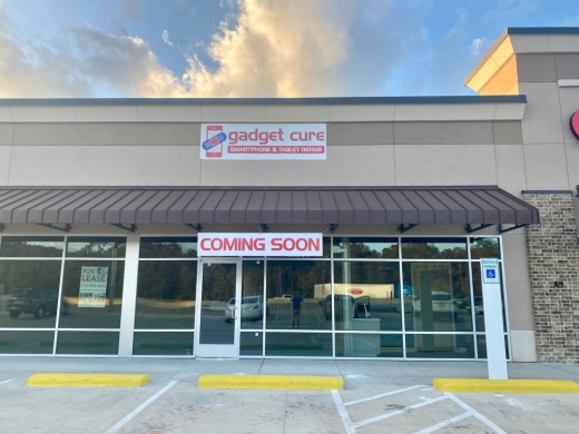 Gadget Cure Smartphone and Tablet Repair is projecting an April 1 opening for its new location in New Caney. (Wesley Gardner/Community Impact Newspaper)