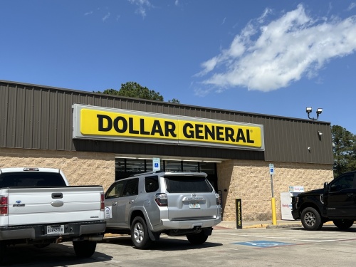 Dollar General opened a new Conroe location March 16. (Maegan Kirby/Community Impact Newspaper)