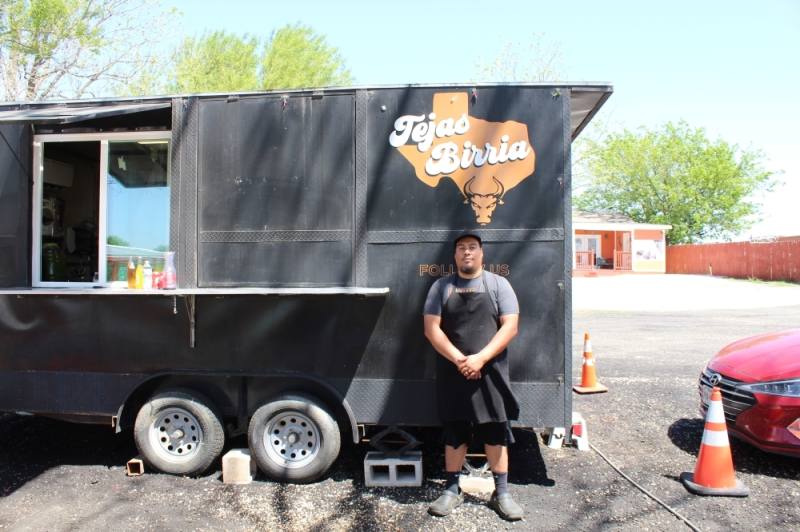 Popular Buda food truck Tejas Birria opens second location in Austin