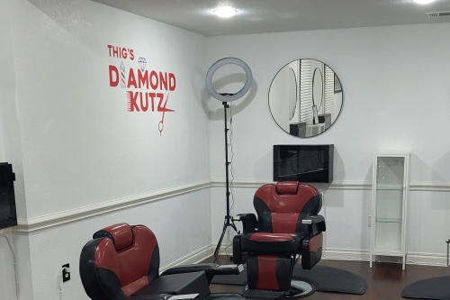 Hutto-based barbershop Thig's Diamond Kutz opened a second location in Round Rock on May 25. (Courtesy William Thigpen)