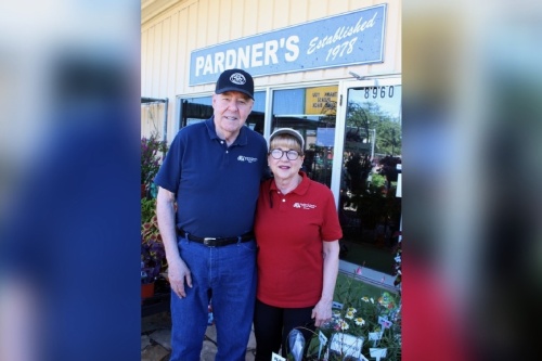 Husband and wife Coy and Diane Miller said they love the customers at Pardner’s Garden & Feed store and working together. (Karen Chaney/Community Impact Newspaper)