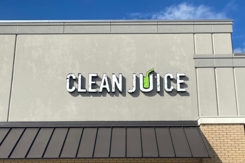 Clean Juice East Pearland Storefront.