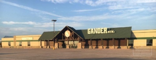 Gander Mountain closed its Cy-Fair location in 2017. (Courtesy Colliers International) 