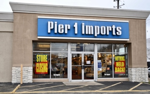 Pier 1 stores closing
