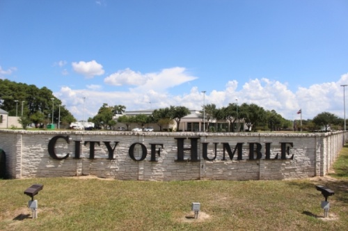 Humble City Council approved a resolution supporting Lake Conroe being seasonally lowering on a temporary basis. (Kelly Schafler/Community Impact Newspaper)