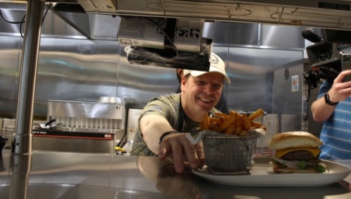 Wahlburgers chef Paul Wahlberg visited the Frisco restaurant Jan. 28. (Elizabeth Ucles/Community Impact Newspaper)