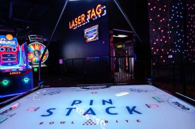 Entertainment venue Pinstack opens in North Austin | Community Impact