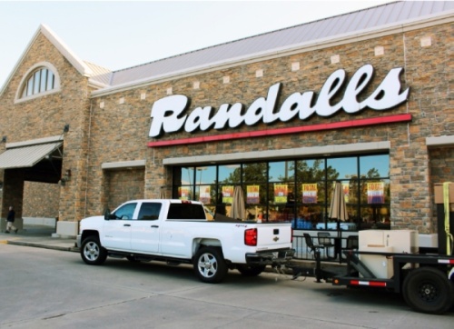 Randalls closed two Kingwood locations in mid-February. (Kelly Schafler/Community Impact Newspaper)