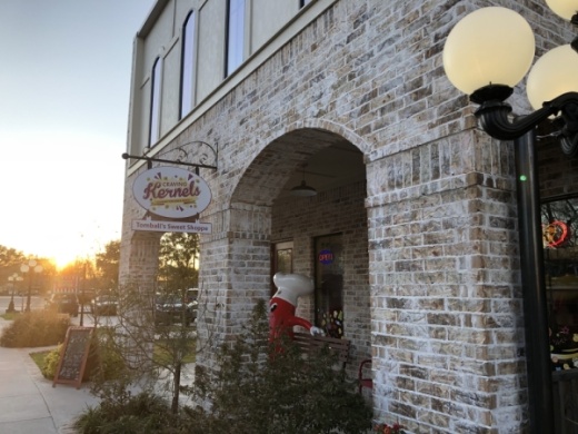 Craving Kernels Gourmet Popcorn and Treats is located on Market Street in Tomball. (Carrie Taylor/Community Impact Newspaper)