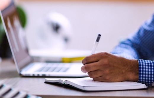 Houston ISD is launching a new online instruction portal to all students beginning March 31. (Courtesy Pixabay)
