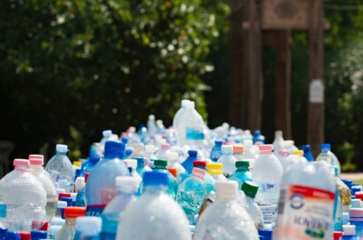 Residents can drop off their recyclables at Plymouth Lane near the Cross Creek Ranch Welcome Center until April 15. (Courtesy Pexels)