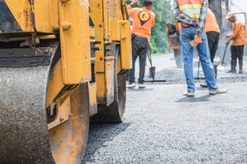 Road work on Pinecroft Drive in Sugar Land will be completed by the end of April. (Courtesy Fotolia)