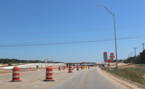 Construction has been ongoing at La Crosse Avenue in Southwest Austin since early 2019. (Nicholas Cicale/Community Impact Newspaper)