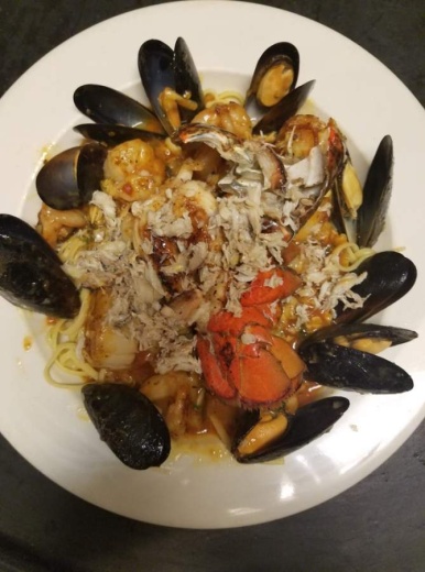 The family-owned Italian restaurant offered a variety of homemade pasta, pizza and seafood dishes. (Courtesy Fratellini Ristorante Italiano)