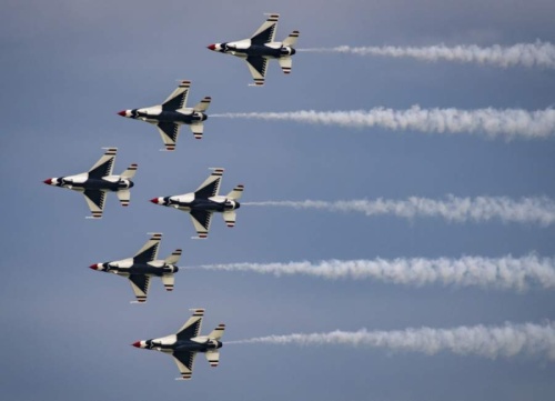 The Thunderbirds perform at the Legends In Flight air show at Joint Base Andrews, Maryland, May 10, 2019. (Courtesy U.S. Air Force)