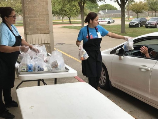 Katy ISD serves curbside meals to children