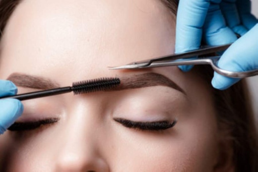Vanity Skin & Brow offers eyebrow and waxing services, microdermabrasion, microblading, chemical peels, lash lifts and extensions, spray tanning and more. (Courtesy Adobe Stock)