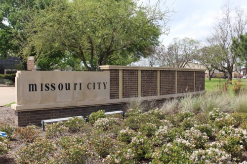 At the May 18 meeting, Missouri City City Council continued discussions in its search for a new city manager. (Claire Shoop/Community Impact Newspaper)