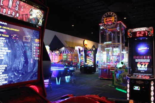 In its first phase of reopening, Spare Time Texas will offer bowling, dining and bar options to patrons. (Courtesy Spare Time Texas)