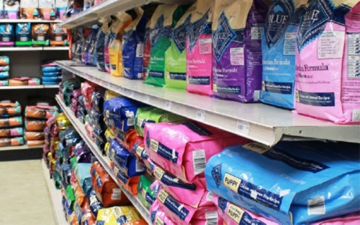 Beginning May 26, Austin residents may help deliver pet food and supplies to area seniors through a donation drive at The Arboretum in Northwest Austin. (Andy Li/Community Impact Newspaper)