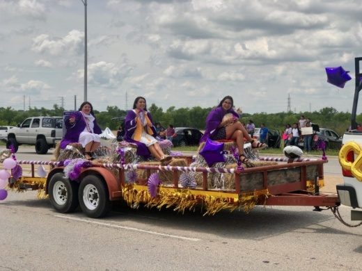 Seniors from San Marcos High School paraded down McCarty Lane in San Marcos May 29. (Evelin Garcia/ Community Impact Newspaper)