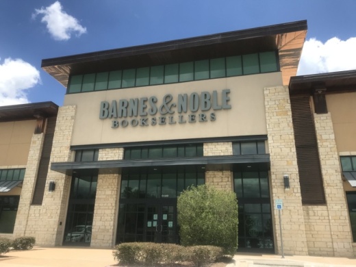 Barnes & Noble has welcomed customers back to its Hill Country Galleria location. (Amy Rae Dadamo/Community Impact Newspaper)
