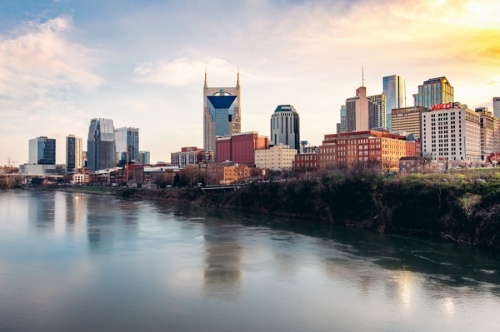 As part of Phase 2, which began May 25, restaurants and retail stores are permitted to operate at 75% capacity. (Courtesy Jake Matthews/Nashville Convention & Visitors Corp.)