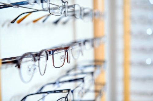 The business offers eye exams and a selection of frames. (Courtesy Fotolia)