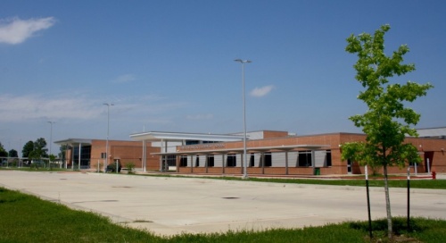 Matzke Elementary School's parking lot sits empty as Cy-Fair ISD facilities are closed to students and most staff members. (Danica Lloyd/Community Impact Newspaper)