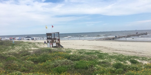 The City of Galveston has decided to close all beaches for the 4th of July weekend. (Hannah Zedaker/Community Impact Newspaper)