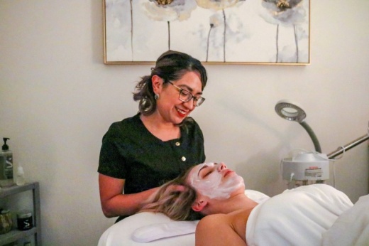 Perfect 10 Beauty Bar