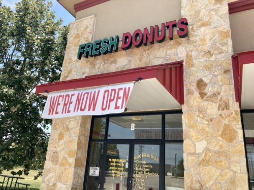 Fresh Donuts offers doughnuts, kolaches, biscuits, croissants and coffee. (Taylor Jackson Buchanan/Community Impact Newspaper)