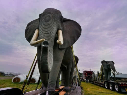 Once completed, the resort will include 975 hotel rooms, five restaurants, 223,000 square feet of water park, and 10,000 square feet for retail and commercial space. (Courtesy Kalahari Resorts & Conventions)