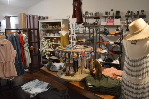 




The boutique offers clothing, gifts and cannabidiol products.  (Taylor Girtman/Community Impact Newspaper)