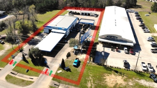 Suds Grand Prix, a car wash and lube center, is located at 4203 W. Davis St. in Conroe. (Courtesy Newcor Commercial Real Estate)