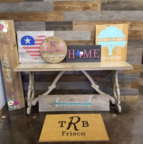 The Rustic Brush offered family-friendly, do-it-yourself workshops to create home decor projects. (Courtesy The Rustic Brush)
