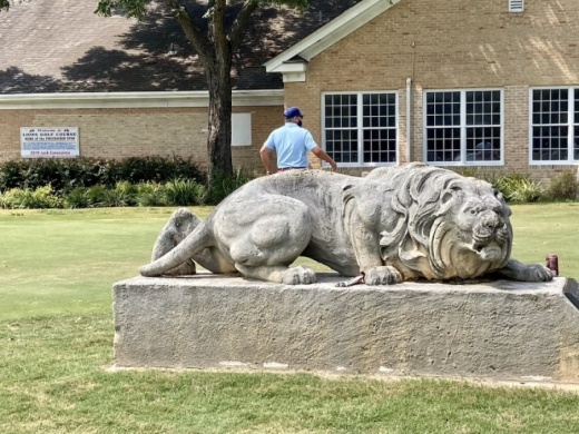 Lions Municipal Golf Course clubhouse (Christopher Neely/Community Impact Newspaper)