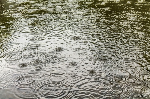Tropical Storm Beta has sent rainfall to the Houston area, causing municipalities and school districts to caution residents. (Courtesy Adobe Stock)