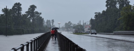 A section of Cypress Creek experiences flooding during Hurricane Harvey in 2017. (Vanessa Holt/Community Impact Newspaper)