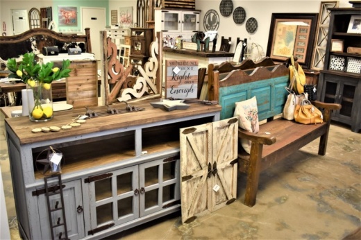 The family-owned boutique specializes in 100% wood-crafted furniture, featuring reclaimed wood, pine, elm and mango varieties. (Courtesy The Rustic Boutique)