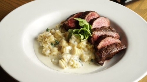 Bavette Grill offers modern American fare, including menu items such as the short rib mac and cheese. (Courtesy Bavette Grill)