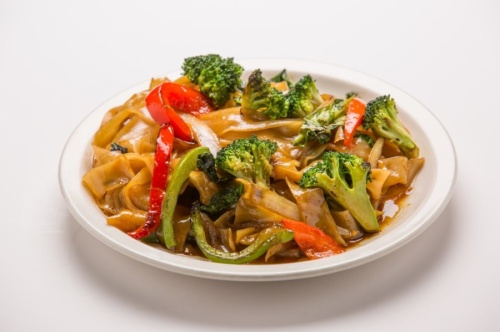 Drunken noodles is one of the signature dishes offered at Thai Esane. (Courtesy Thai Esane)