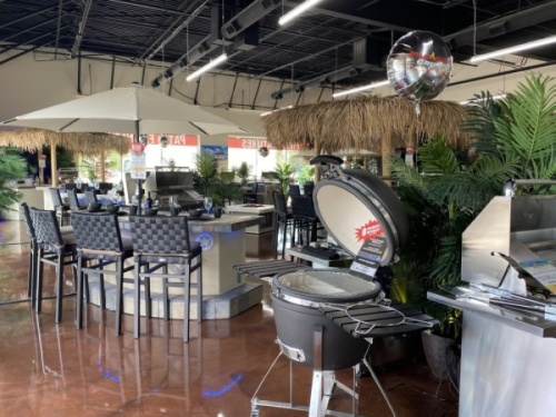 The outdoor kitchen manufacturer offers barbecue grills and fire pits from its outdoor kitchen showroom. (Elizabeth Uclés/Community Impact Newspaper)