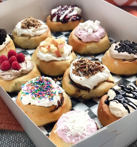 Customers can choose their own frosting flavors and toppings with options ranging from bananas and blueberries to cookie dough, pie crumble and sprinkles. (Courtesy Cinnaholic)