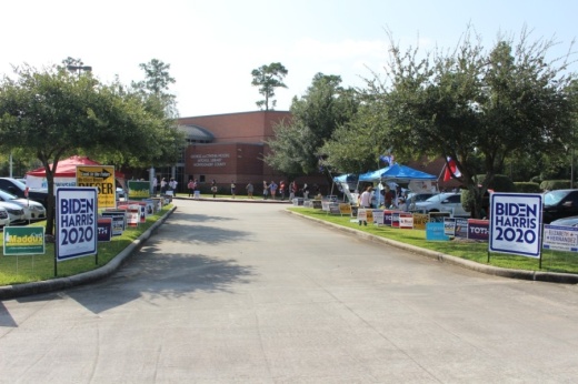 The George and Cynthia Woods Mitchell Library is one of several polling places open for early voting in The Woodlands area. (Ben Thompson/Community Impact Newspaper)